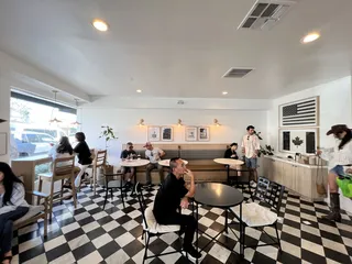 Huskins Coffee - Balboa Island