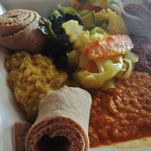 Lunch veggie plate for one!