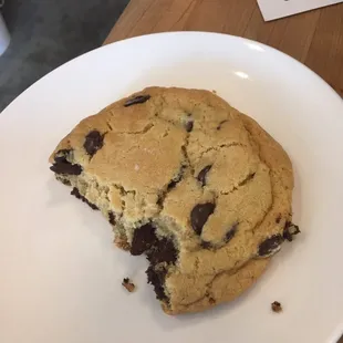 Chocolate chip cookies on display right by the cashier. So tempting!