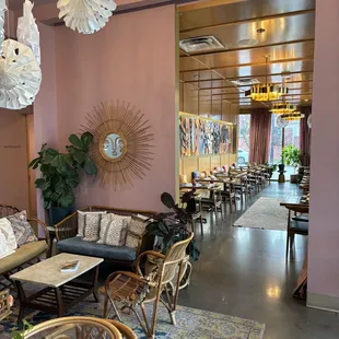 Images of restaurant