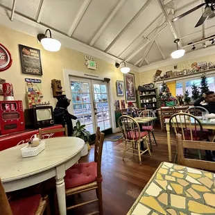 Inside the restaurant, entrance side.