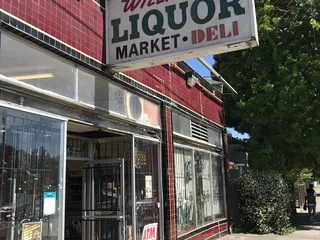 William's Market & Liquor