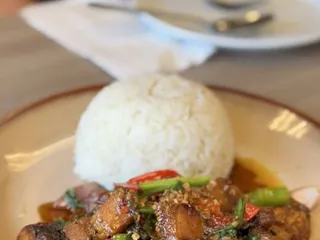 Nai Tong