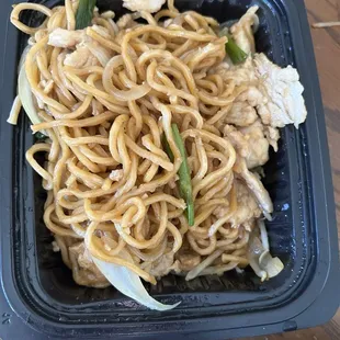 Chicken Lo Mein