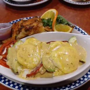 Eggs Benedict with home fried