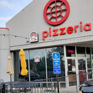 East Coast Pizzeria
