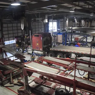 8 Service bays for your repair and maintenance needs.