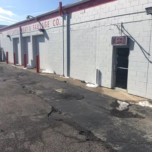 The front is plain, the meats are great.