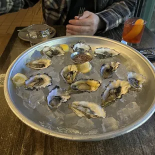 $1 oysters (HH 5-6pm)