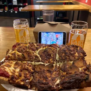 Plant based pepperoni pizza, beer and football!
