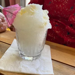 Piña colada, snowball