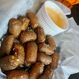 Pretzel Bites