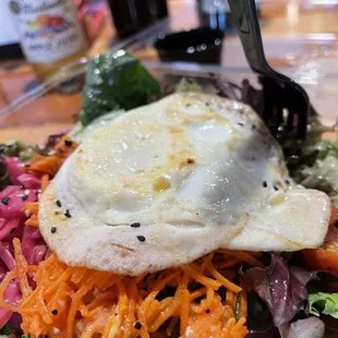 Breakfast salad is served!