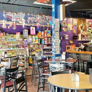 Familiar with Common Market in CLT? Same owners. Yeah!