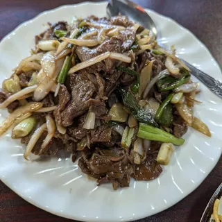 56. Rib Eye with Ginger and Scallion