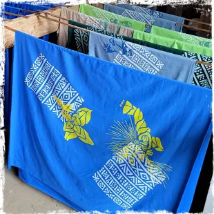 Printing fabric on Hawi