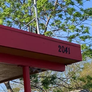 Look for the street numbers, there&apos;s NO signage