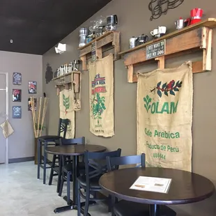 Nice decor and free WiFi