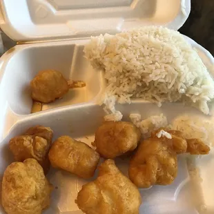 Barely any chicken for the dinner portion