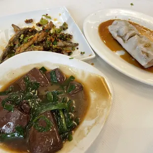 Salt and pepper Capelin, steamed vermicelli roll, pig blood curd with Chinese chives