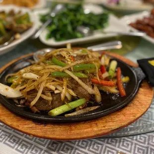 Sizzling Shredded Beef w/Black Pepper Sauce