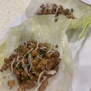 Diced Squab with Lettuce Cups