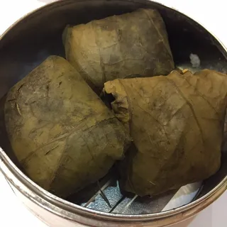 Sweet Rice with Meat Wrapped in Lotus Leaf