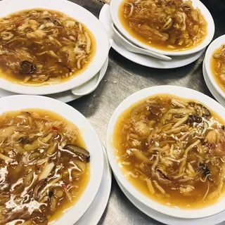Fresh Crab Meat Superior Fish Maw Soup 16oz