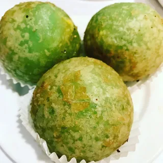 Fried Lava Green Tea Egg Custard Mochi