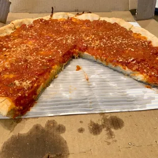 The Chicago Style pan pizzas were much larger and thicker in their advertisements.