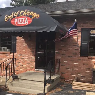 the entrance to the restaurant