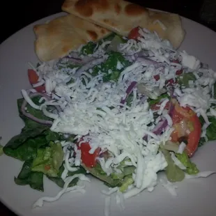 Caesar salad.  Nothing to write home about. Very generic.