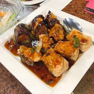 CR12. Pan-Fried Stuffed Triple Delight 煎釀三寶