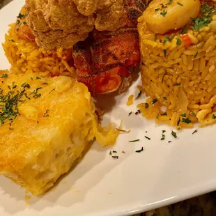 Fried lobster, Mac &amp; cheese, seafood rice!!