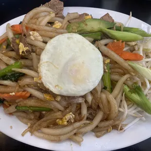 Loch cha and phomn penh rice soup