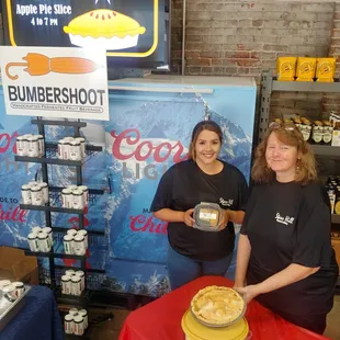 Free samples of Apple Pie with Bumbershoot
