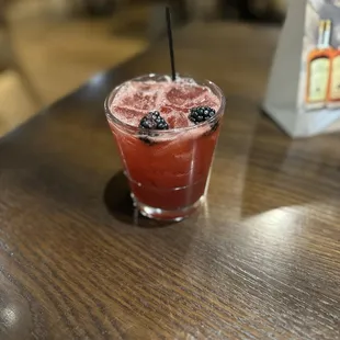 Blackberry pina rum smash