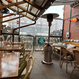 Dining in outside (chilled happiness)