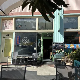 Beautiful day in the neighborhood!
