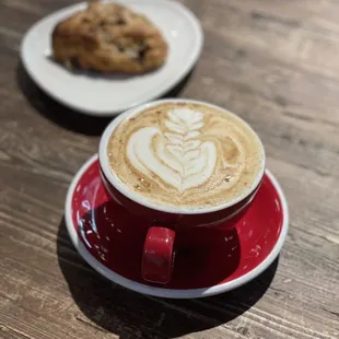 a cappuccino and a cookie