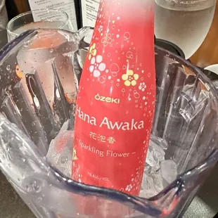 Hana Awaka Sake
