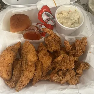 This is the combo dinner! I got catfish filet &amp; shrimp and it was not that good?!