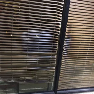 What happened to these blinds y&apos;all???   It looks like some sort of gamma ray or something hit them and melted them.  I&apos;m perplexed