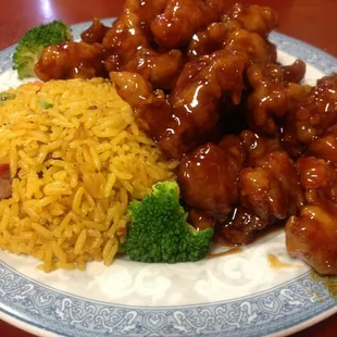 General Tso&apos;s Chicken with Pork Fried Rice