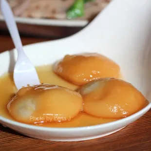 H7 Sweet Glutinous Rice Cake 糖油糍粑 (3 pieces) ($4.50)