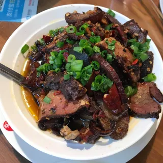 C15Steamed Smoked Pork with Fermented Black Bean& Pepper