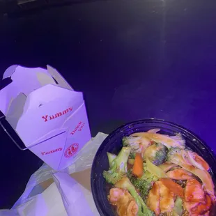 Chicken with Broccoli and white rice