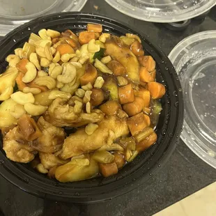 Chicken with Cashew Nuts