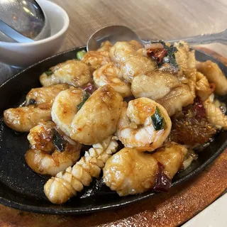 Seafood Sichuan Style