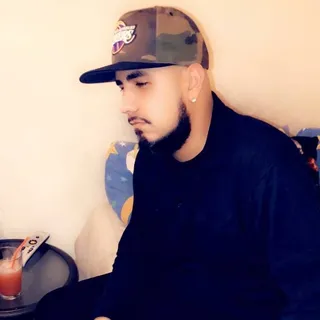 Jr R.